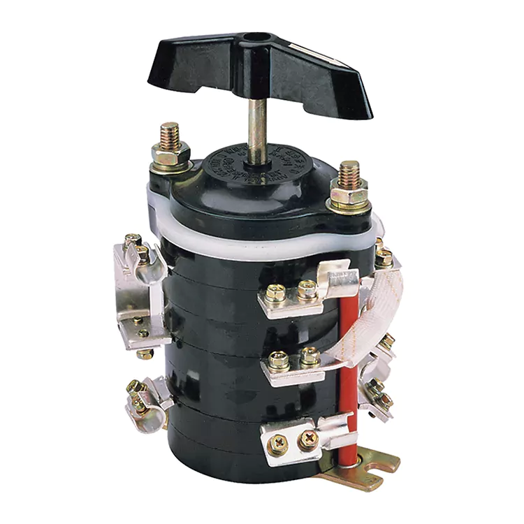 HZ10-100E119 Asennus kortin eteen 100A yhdistelmäkytkin